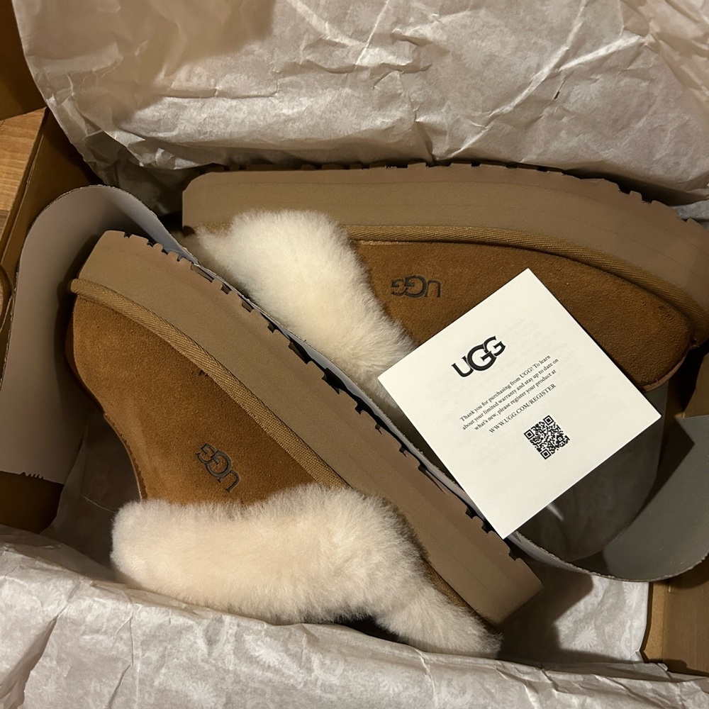 Women’s Ugg Disquette slipper